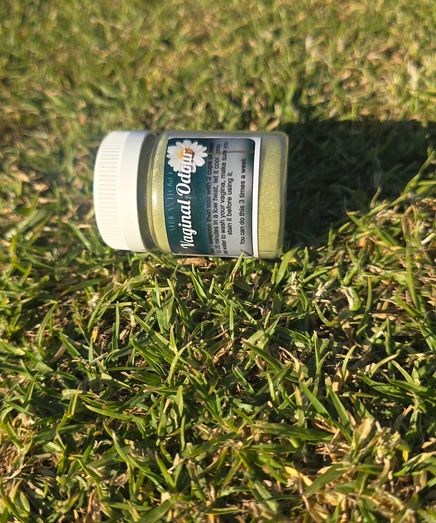 Vaginal odour powder